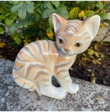 PORSLINSFIGUR KATT PORSLINSFIGUR KATT